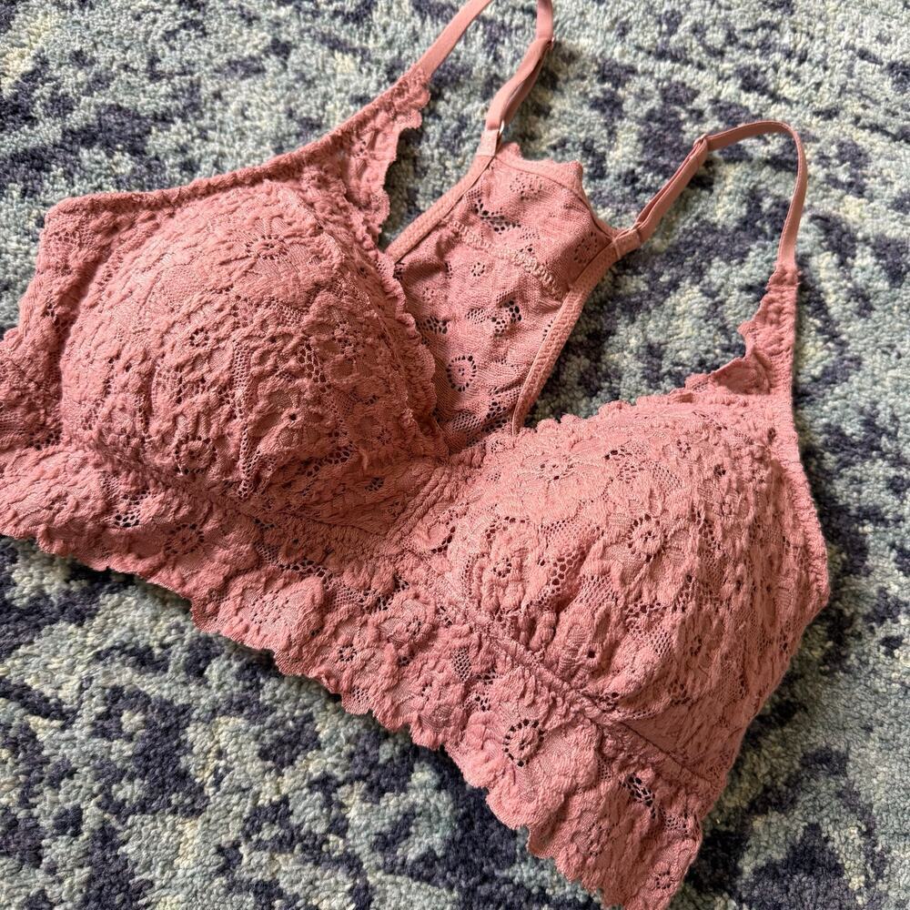 Aerie Lace Pink Salmon Embroidered Padded Medium Support Racer Back- Medium - Picture 2 of 5